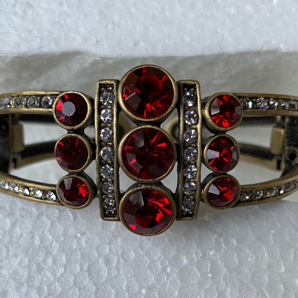 Heidi Daus Sparkly Red Crystal Brass Clamp Vintage Bracelet - Picture 12 of 14